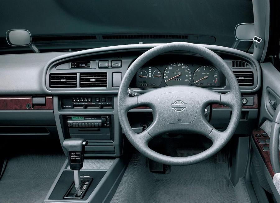  Nissan Cedric 1991 года  (фото 2 из 3)